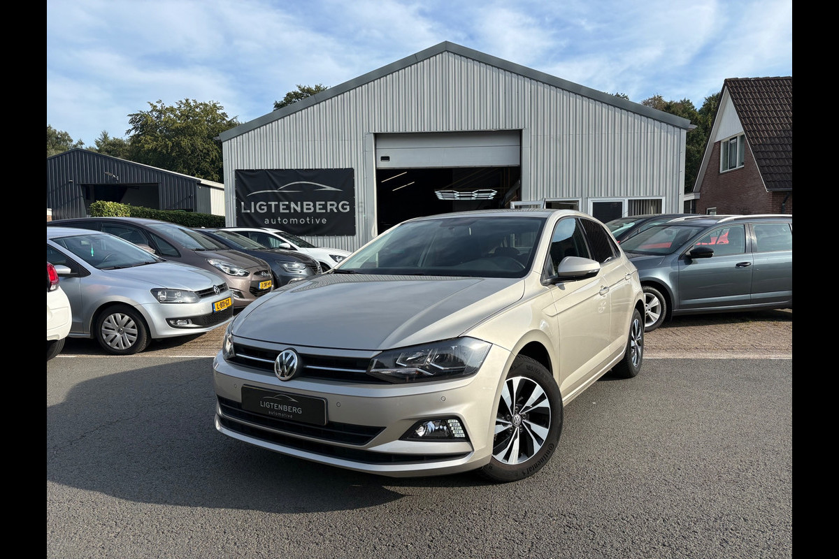 Volkswagen Polo 1.0 TSI Comfortline Business PDC|Carplay|NAP