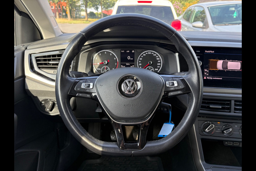 Volkswagen Polo 1.0 TSI Comfortline Business PDC|Carplay|NAP