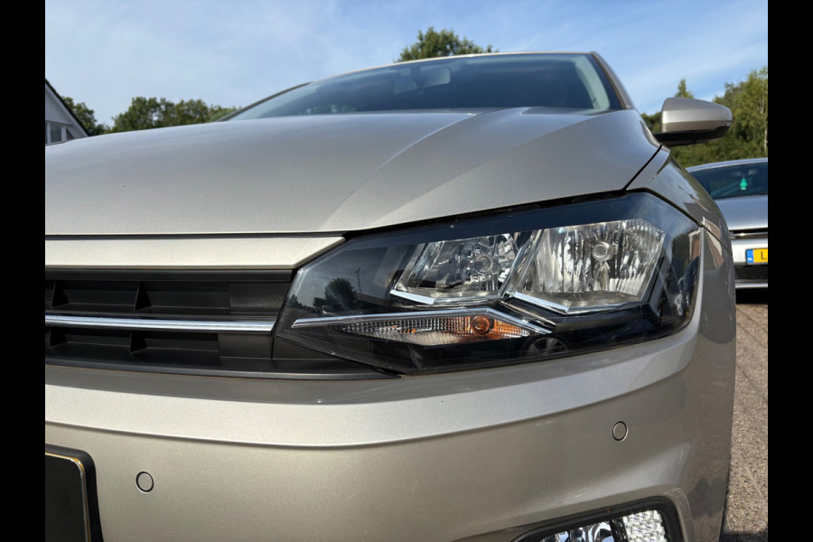 Volkswagen Polo 1.0 TSI Comfortline Business PDC|Carplay|NAP