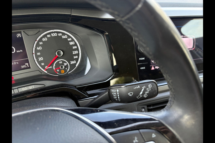 Volkswagen Polo 1.0 TSI Comfortline Business PDC|Carplay|NAP
