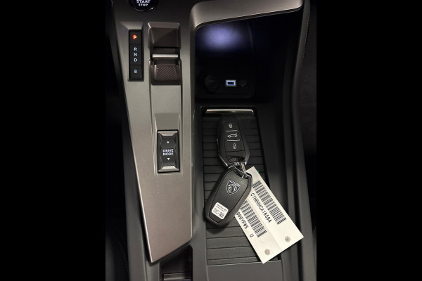 Peugeot 308 SW 1.6 Plug-in Hybrid 180 Allure Avantage GT/navi/8 jaar fabrieks garantie /camera