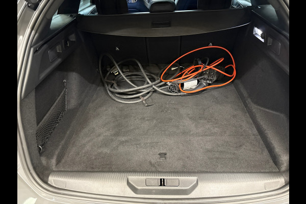 Peugeot 308 SW 1.6 Plug-in Hybrid 180 Allure Avantage GT/navi/8 jaar fabrieks garantie /camera