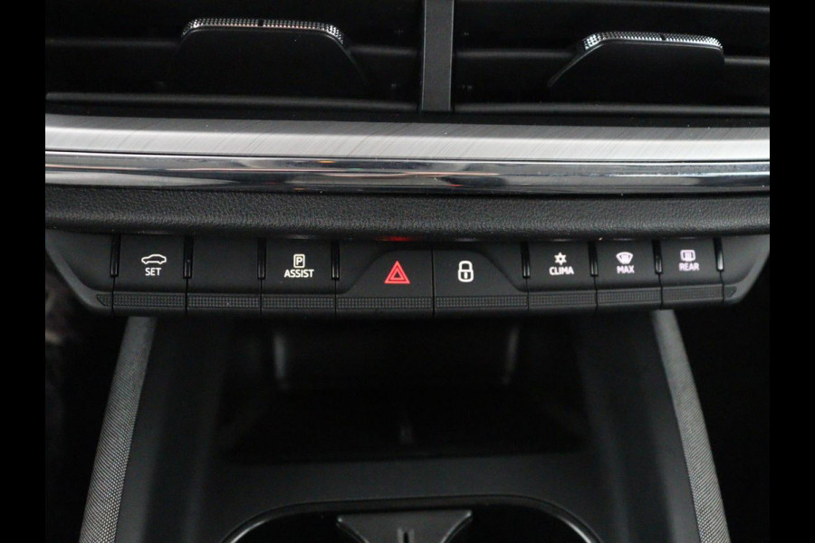 Škoda Enyaq iV 60 | SOH 94,1% | Half leder | Navigatie | Carplay | Sfeerverlichting | Climate control | Camera | Park assist