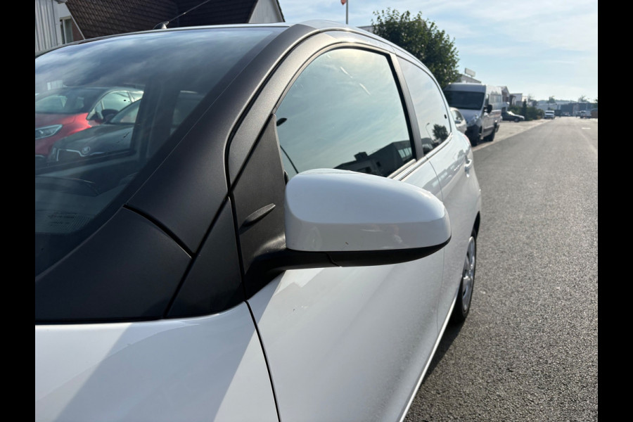 Citroën C1 1.0 VTi Feel Cruise|Airco|Aux|USB|APK Nieuw|LED