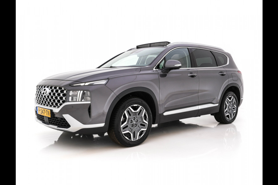 Hyundai Santa Fe 1.6 T-GDI Comfort Smart Sky AWD [ 7-Pers. ] {SoH-100%} (Plug-In) (INCL-BTW) *PANO | LEATHER | FULL-LED | ADAPTIVE-CRUISE | BLINDSPOT | MEMORY-PACK | DIGI-COCKPIT | SHIFTPADDLES | PRIVACYGLASS | NAVI-FULLMAP | KEYLESS | TOWBAR | CARBON | 19''ALU*