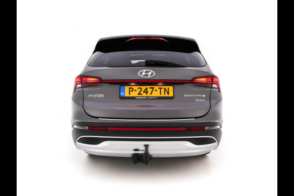 Hyundai Santa Fe 1.6 T-GDI Comfort Smart Sky AWD [ 7-Pers. ] {SoH-100%} (Plug-In) (INCL-BTW) *PANO | LEATHER | FULL-LED | ADAPTIVE-CRUISE | BLINDSPOT | MEMORY-PACK | DIGI-COCKPIT | SHIFTPADDLES | PRIVACYGLASS | NAVI-FULLMAP | KEYLESS | TOWBAR | CARBON | 19''ALU*