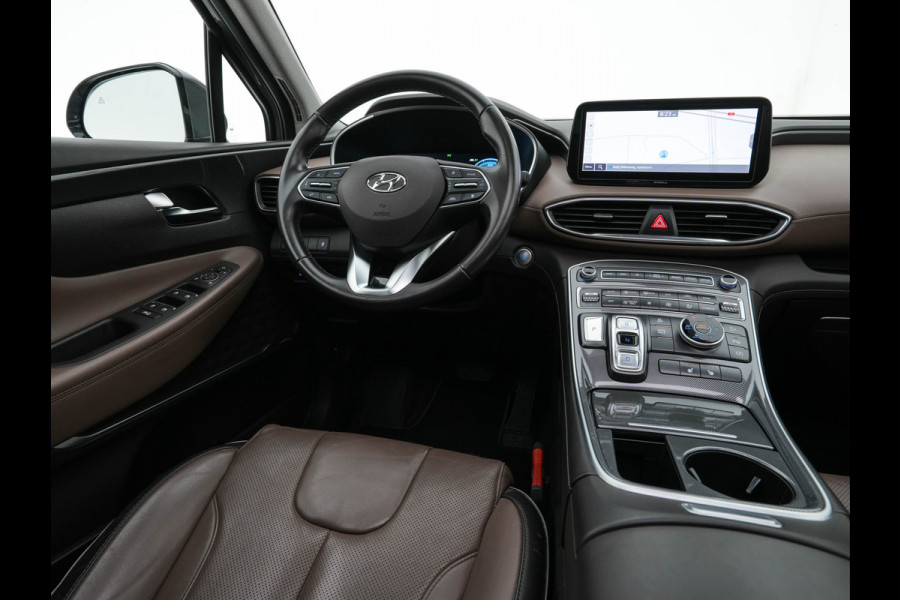 Hyundai Santa Fe 1.6 T-GDI Comfort Smart Sky AWD [ 7-Pers. ] {SoH-100%} (Plug-In) (INCL-BTW) *PANO | LEATHER | FULL-LED | ADAPTIVE-CRUISE | BLINDSPOT | MEMORY-PACK | DIGI-COCKPIT | SHIFTPADDLES | PRIVACYGLASS | NAVI-FULLMAP | KEYLESS | TOWBAR | CARBON | 19''ALU*