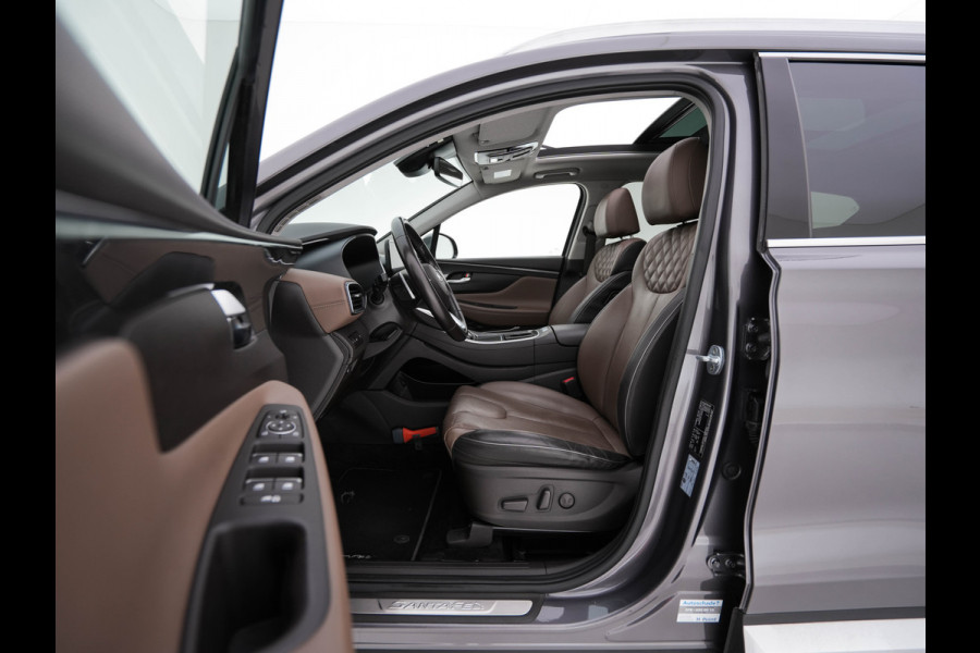 Hyundai Santa Fe 1.6 T-GDI Comfort Smart Sky AWD [ 7-Pers. ] {SoH-100%} (Plug-In) (INCL-BTW) *PANO | LEATHER | FULL-LED | ADAPTIVE-CRUISE | BLINDSPOT | MEMORY-PACK | DIGI-COCKPIT | SHIFTPADDLES | PRIVACYGLASS | NAVI-FULLMAP | KEYLESS | TOWBAR | CARBON | 19''ALU*