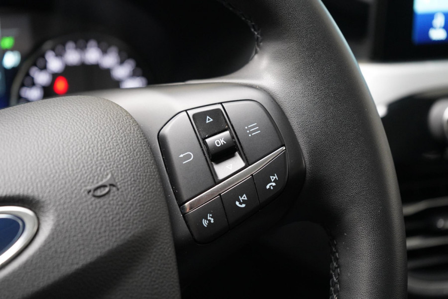 Ford Kuga 2.5 PHEV Cool & Sound | SoH 75% | All-seasonbanden | Trekhaak | stoelverwarming