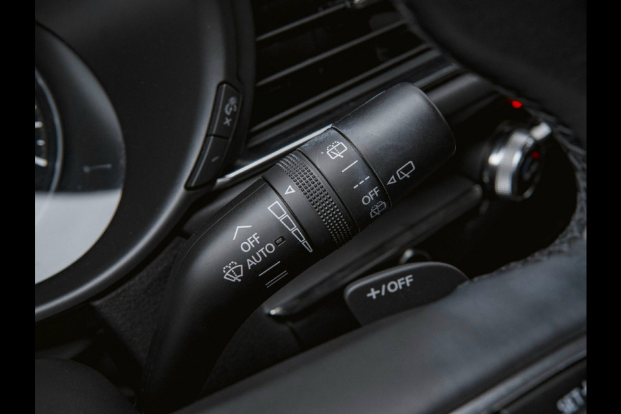 Mazda CX-30 2.0 e-SkyActiv-X M Hybrid Luxury 186 PK | Trekhaak | Ned. auto | dealer onderho