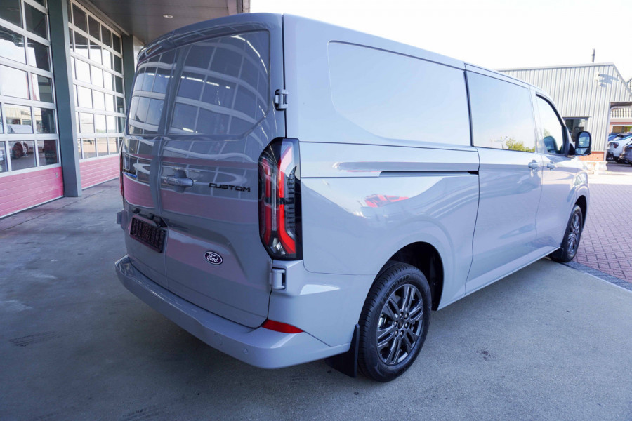 Ford E-Transit Cust. 320 L2H1 Limited 71 kWh 160KW/218PK Dubbelcab. Automaat nr. V086 | Airco | Adap.Cruise | Navi | 360 Camera | Schuifdeur L+R