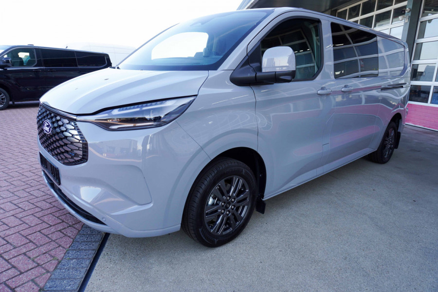 Ford E-Transit Cust. 320 L2H1 Limited 71 kWh 160KW/218PK Dubbelcab. Automaat nr. V086 | Airco | Adap.Cruise | Navi | 360 Camera | Schuifdeur L+R