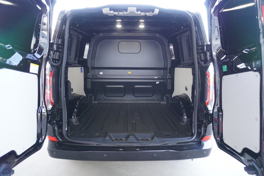 Ford E-Transit Cust. 320 L2H1 Limited 71 kWh 160KW/218PK Dubbelcab. Automaat nr. V087 | Airco | Adap.Cruise | Navi | 360 Camera | Schuifdeur L+R