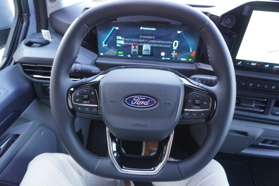 Ford E-Transit Cust. 320 L2H1 Limited 71 kWh 160KW/218PK Dubbelcab. Automaat nr. V087 | Airco | Adap.Cruise | Navi | 360 Camera | Schuifdeur L+R