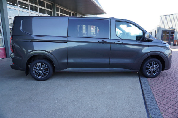 Ford E-Transit Cust. 320 L2H1 Limited 71 kWh 160KW/ 218pk Dubbelcab. Automaat nr. V085 | Airco | Adap.Cruise | Navi | 360 Camera | Schuifdeur L+R