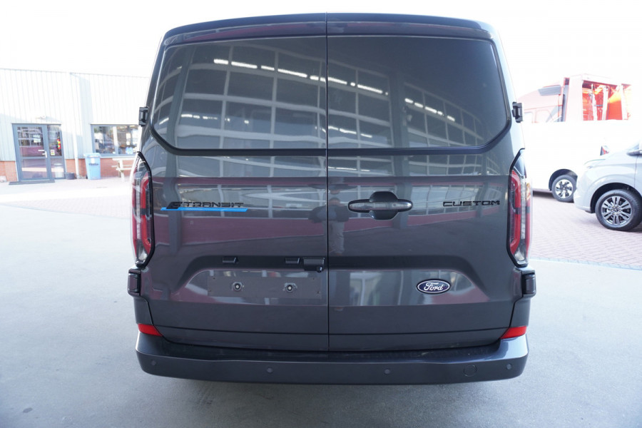 Ford E-Transit Cust. 320 L2H1 Limited 71 kWh 160KW/ 218pk Dubbelcab. Automaat nr. V085 | Airco | Adap.Cruise | Navi | 360 Camera | Schuifdeur L+R