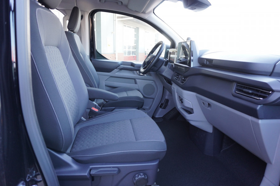 Ford E-Transit Cust. 320 L2H1 Limited 71 kWh 160KW/ 218pk Dubbelcab. Automaat nr. V085 | Airco | Adap.Cruise | Navi | 360 Camera | Schuifdeur L+R
