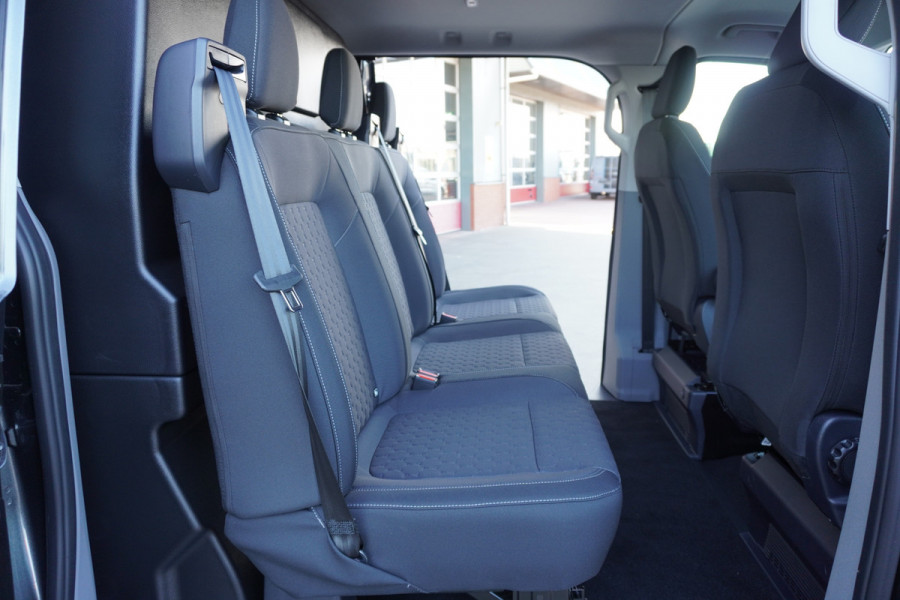 Ford E-Transit Cust. 320 L2H1 Limited 71 kWh 160KW/ 218pk Dubbelcab. Automaat nr. V085 | Airco | Adap.Cruise | Navi | 360 Camera | Schuifdeur L+R