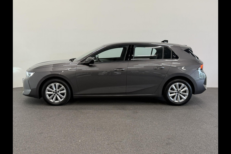 Opel Astra 1.2 Edition Navigatie Apple Carplay Android Auto Parkeersensoren Cruise Control Climate Control Lichtmetalen velgen
