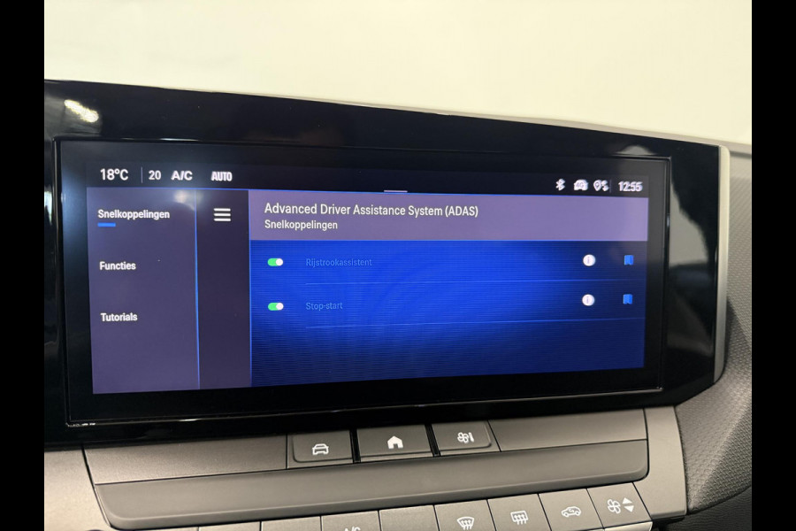 Opel Astra 1.2 Edition Navigatie Apple Carplay Android Auto Parkeersensoren Cruise Control Climate Control Lichtmetalen velgen