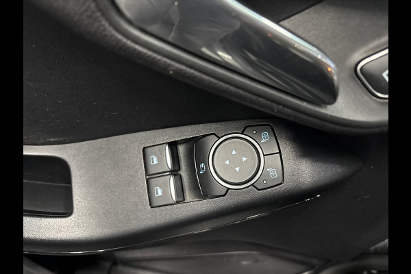Ford Fiesta 1.1 Navi | Bluetooth | Airco | Cruise | Lane departure |Trekhaak
