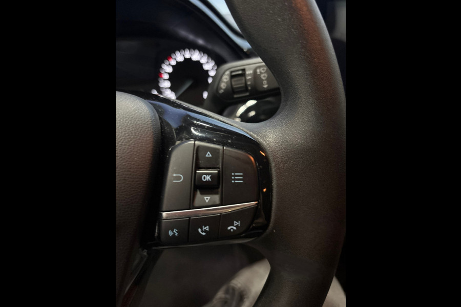 Ford Fiesta 1.1 Navi | Bluetooth | Airco | Cruise | Lane departure |Trekhaak