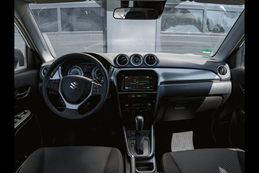 Suzuki Vitara 1.4 Boosterjet Style Smart Hybrid | TREKHAAK | CAMERA | DEALER ODH |
