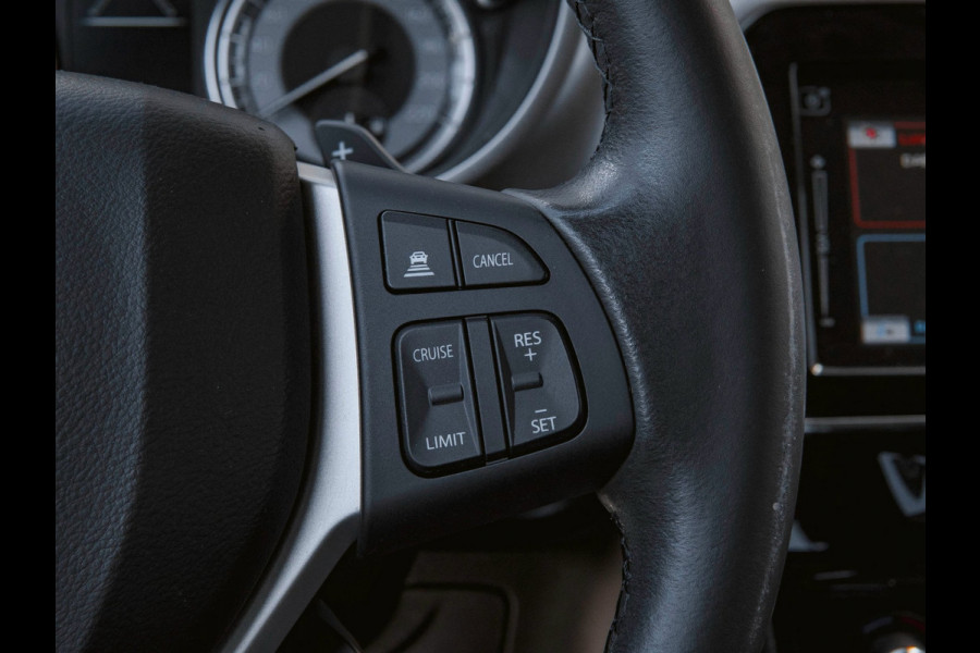 Suzuki Vitara 1.4 Boosterjet Style Smart Hybrid | TREKHAAK | CAMERA | DEALER ODH |