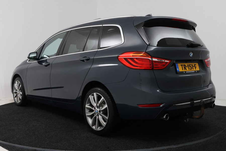 BMW 2 Serie Gran Tourer 220i High Executive (PANORAMADAK, STOELVERWARMING, TREKHAAK, CAMERA)