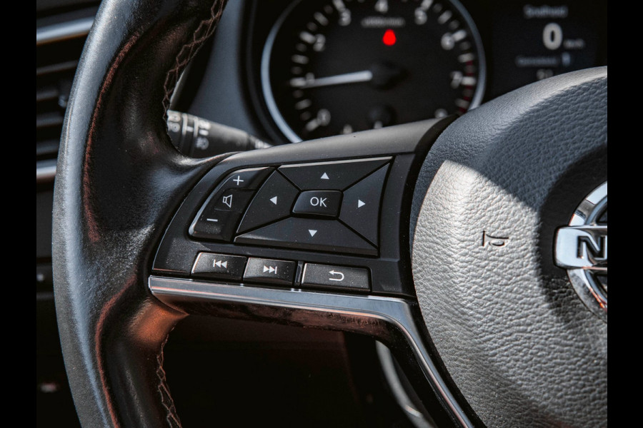 Nissan QASHQAI 1.3 DIG-T N-Connecta | PANO | TREKHAAK | NAP