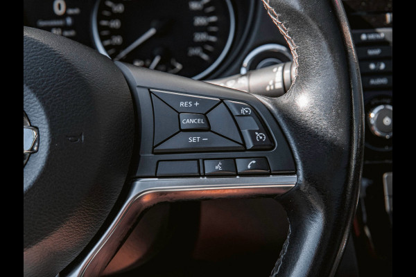 Nissan QASHQAI 1.3 DIG-T N-Connecta | PANO | TREKHAAK | NAP