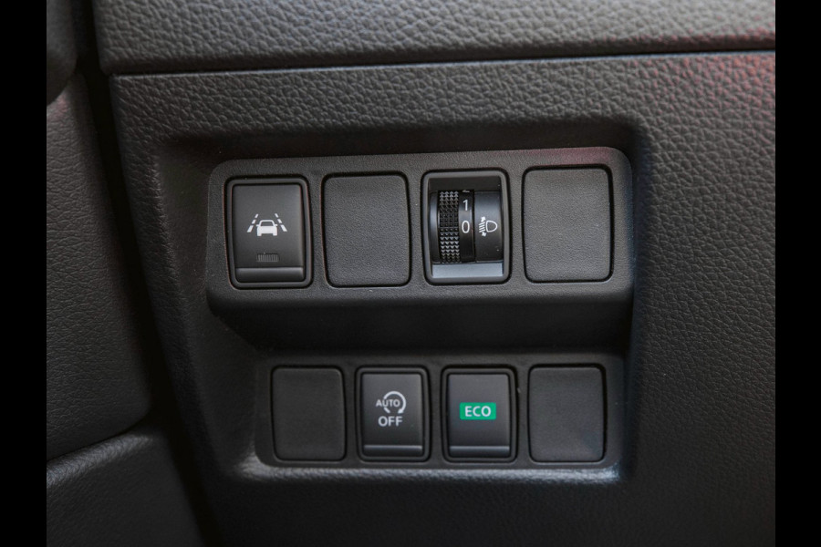 Nissan QASHQAI 1.3 DIG-T N-Connecta | PANO | TREKHAAK | NAP