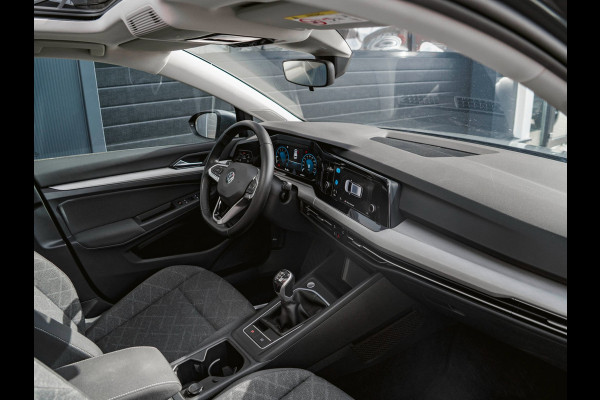 Volkswagen Golf Variant 1.5 eTSI Life Business | PANO | WINTERPAKKET | ADAPTIVE