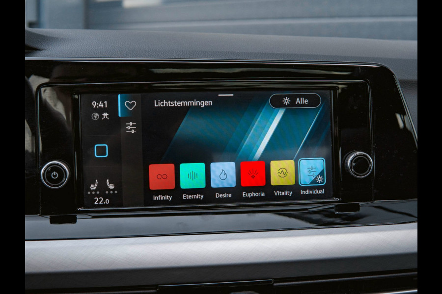 Volkswagen Golf Variant 1.5 eTSI Life Business | PANO | WINTERPAKKET | ADAPTIVE