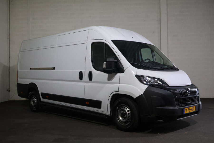 Peugeot Boxer 2.2 BlueHDi 180pk L4 H2 Automaat Airco Navigatie Camera