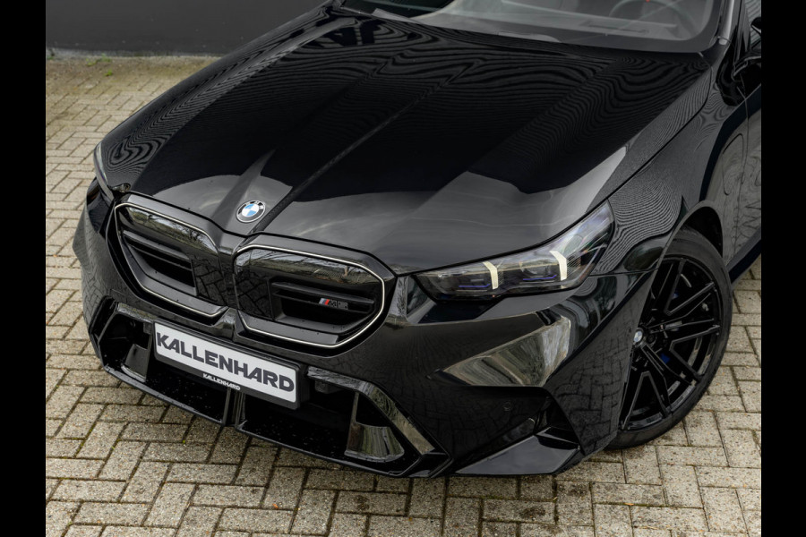 BMW 5 Serie Touring M5 - Pano - Trekhaak - Bowers & Wilkins