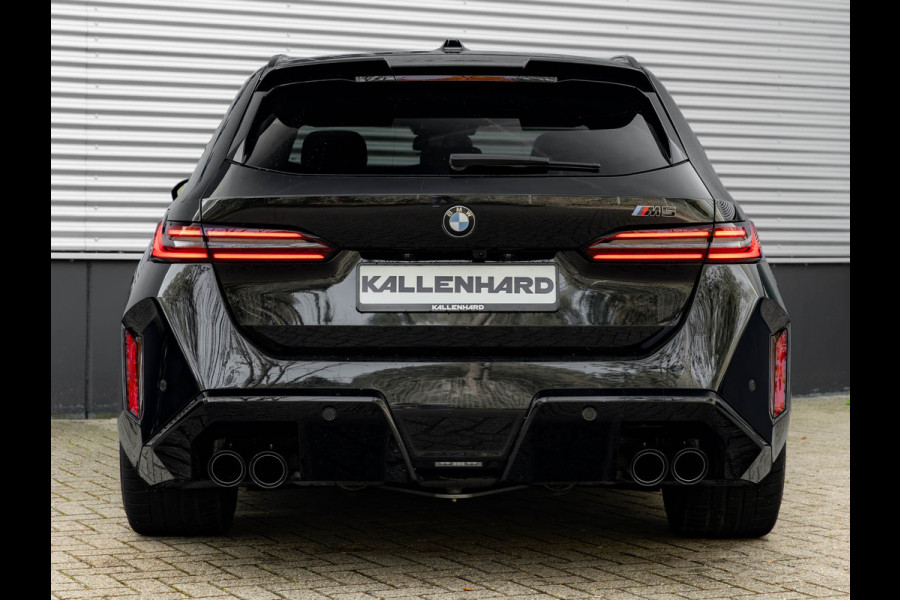 BMW 5 Serie Touring M5 - Pano - Trekhaak - Bowers & Wilkins