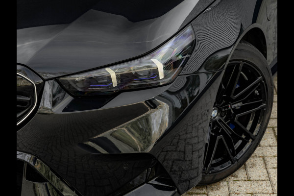 BMW 5 Serie Touring M5 - Pano - Trekhaak - Bowers & Wilkins