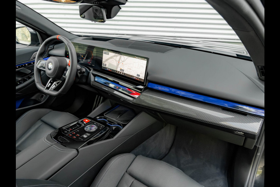 BMW 5 Serie Touring M5 - Pano - Trekhaak - Bowers & Wilkins