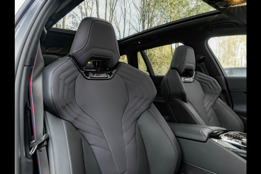 BMW 5 Serie Touring M5 - Pano - Trekhaak - Bowers & Wilkins