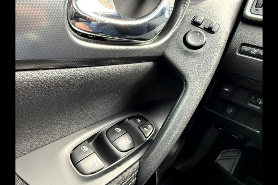 Nissan QASHQAI 1.2 N-Connecta Panoramadak, 18''Lmv, Camera
