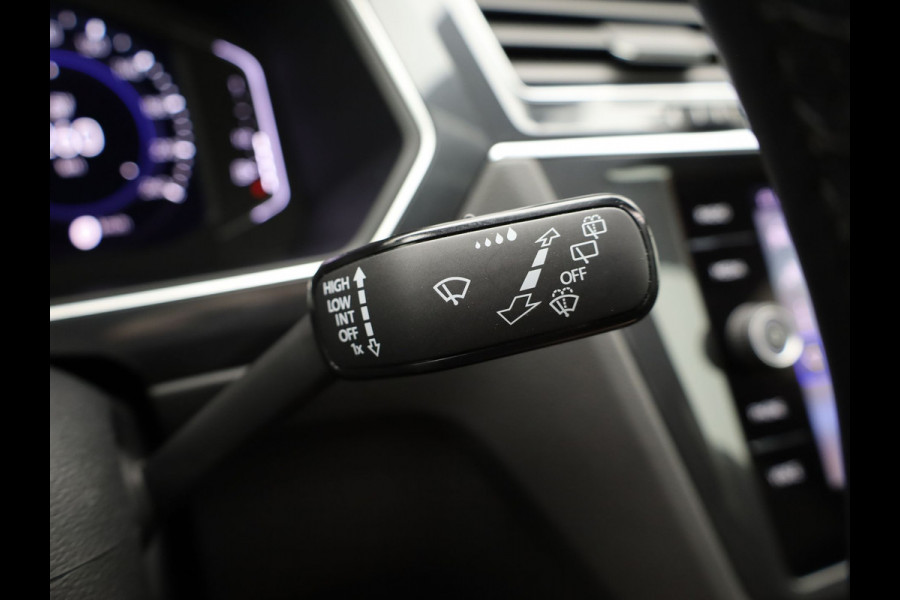 Volkswagen Tiguan 1.4 TSI eHybrid R-Line Business+ | 360 Camera | Panodak | 20'' | Keyless | Prijs Rijklaar!!