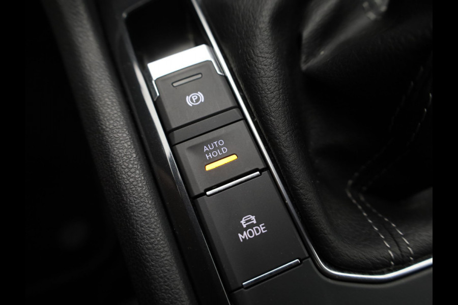 Volkswagen Tiguan 1.4 TSI eHybrid R-Line Business+ | 360 Camera | Panodak | 20'' | Keyless | Prijs Rijklaar!!