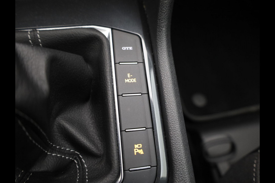 Volkswagen Tiguan 1.4 TSI eHybrid R-Line Business+ | 360 Camera | Panodak | 20'' | Keyless | Prijs Rijklaar!!
