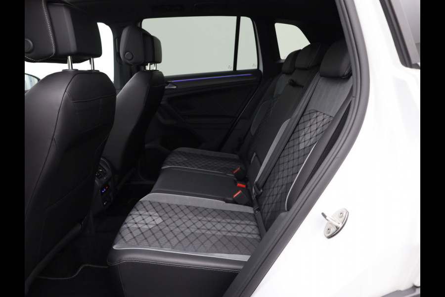Volkswagen Tiguan 1.4 TSI eHybrid R-Line Business+ | 360 Camera | Panodak | 20'' | Keyless | Prijs Rijklaar!!