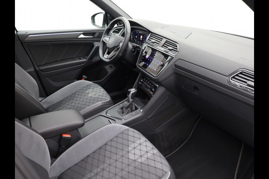 Volkswagen Tiguan 1.4 TSI eHybrid R-Line Business+ | 360 Camera | Panodak | 20'' | Keyless | Prijs Rijklaar!!