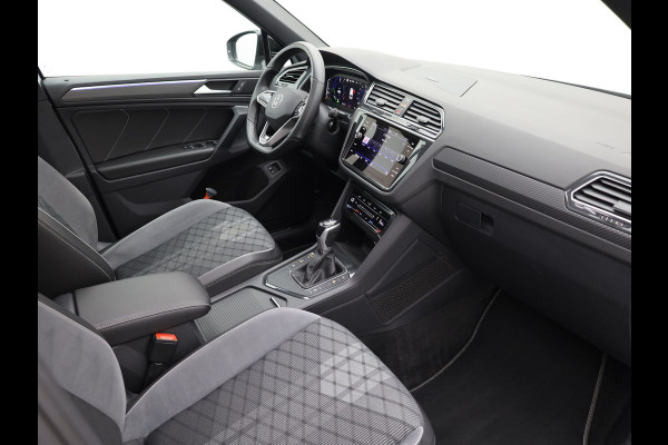 Volkswagen Tiguan 1.4 TSI eHybrid R-Line Business+ | 360 Camera | Panodak | 20'' | Keyless | Prijs Rijklaar!!