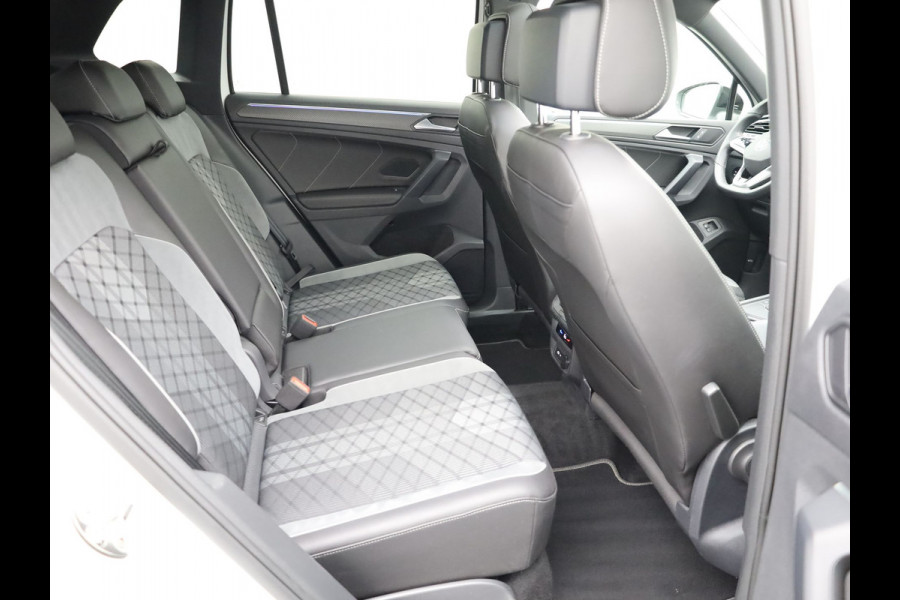 Volkswagen Tiguan 1.4 TSI eHybrid R-Line Business+ | 360 Camera | Panodak | 20'' | Keyless | Prijs Rijklaar!!