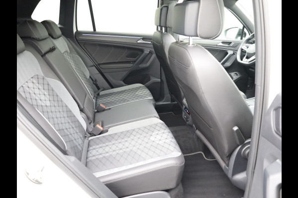 Volkswagen Tiguan 1.4 TSI eHybrid R-Line Business+ | 360 Camera | Panodak | 20'' | Keyless | Prijs Rijklaar!!