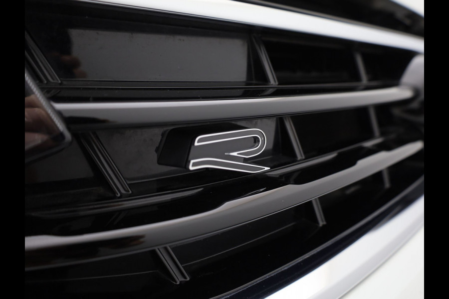 Volkswagen Tiguan 1.4 TSI eHybrid R-Line Business+ | 360 Camera | Panodak | 20'' | Keyless | Prijs Rijklaar!!